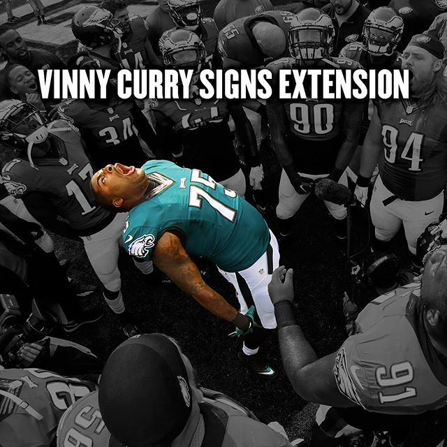 The and Vinny Curry have agreed to terms on a five-year deal through 2020.